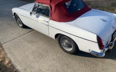 MG-MGB-1964-Convertible-19