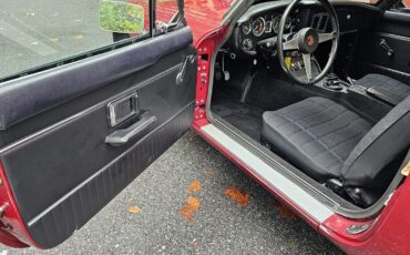 MG-MGB-1973-11