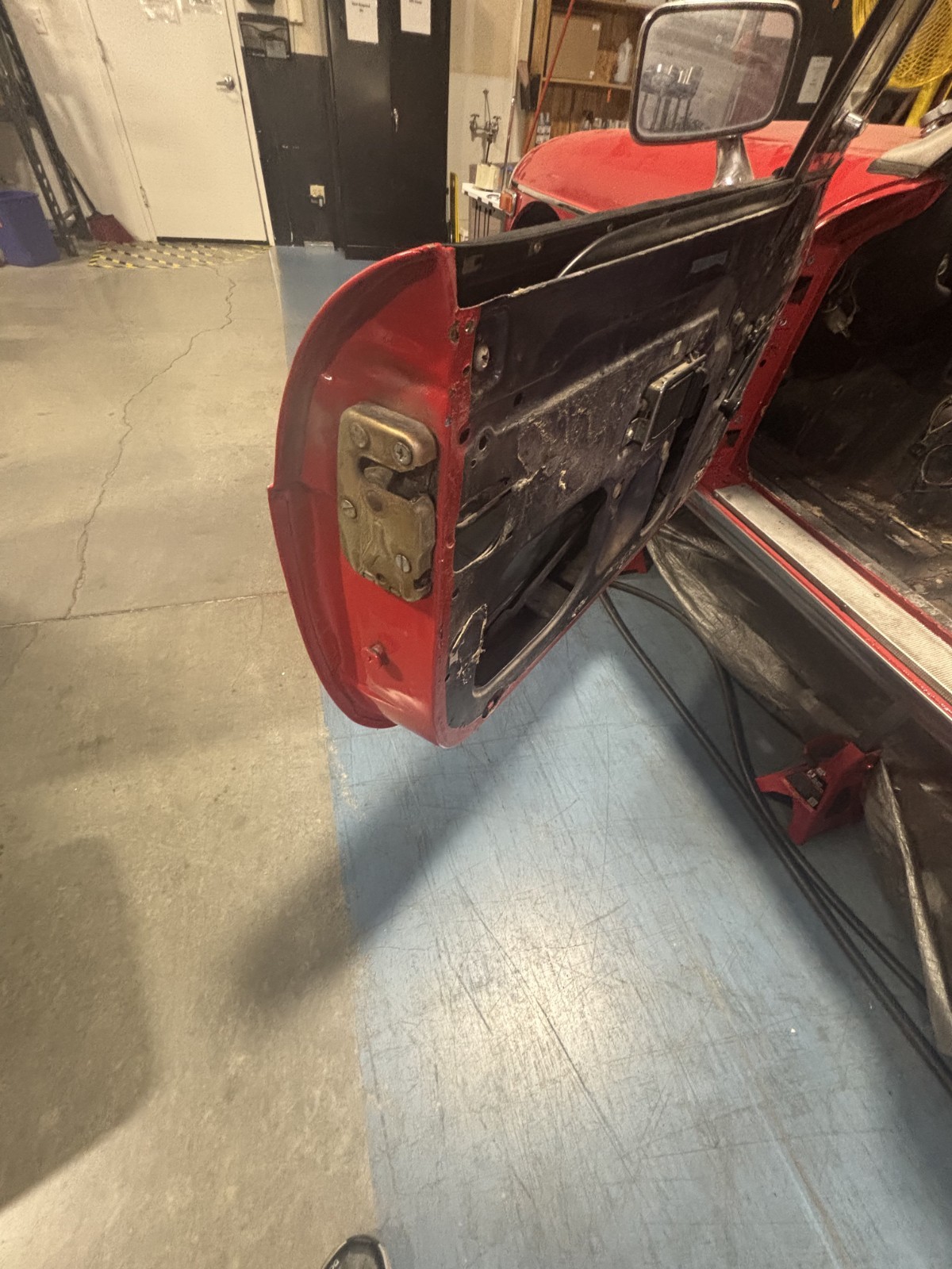 MG-MGB-1974-Convertible-10