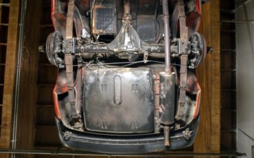 MG-MGB-1975-Convertible-17