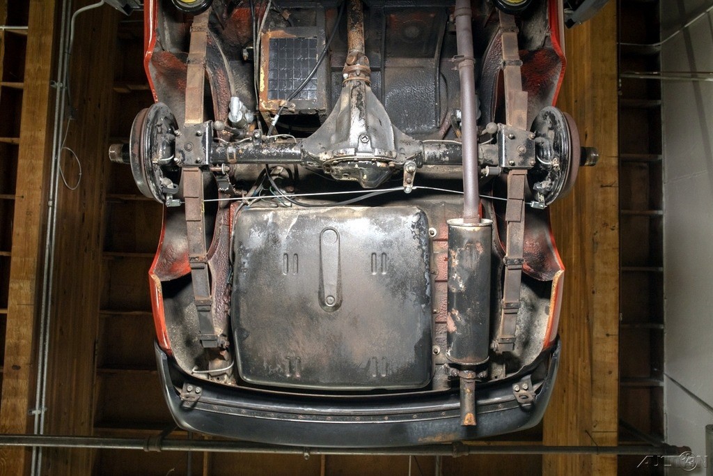 MG-MGB-1975-Convertible-17