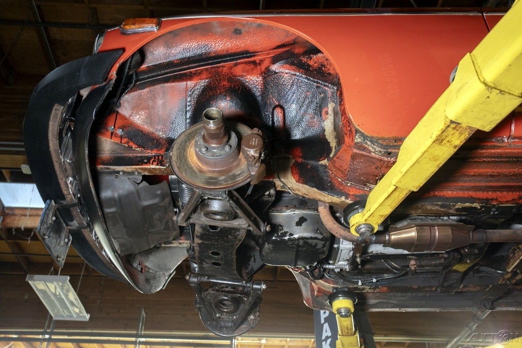 MG-MGB-1975-Convertible-22