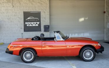 MG-MGB-1975-Convertible-5