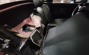 MG-MGB-1976-Convertible-10