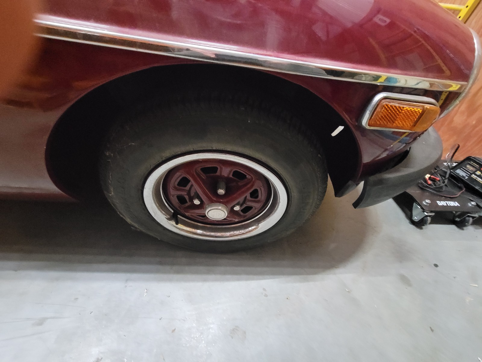 MG-MGB-1976-Convertible-12