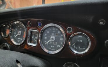 MG-MGB-1976-Convertible-17