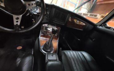MG-MGB-1976-Convertible-3