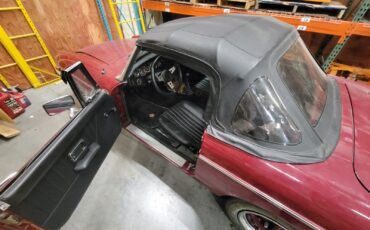 MG-MGB-1976-Convertible-4