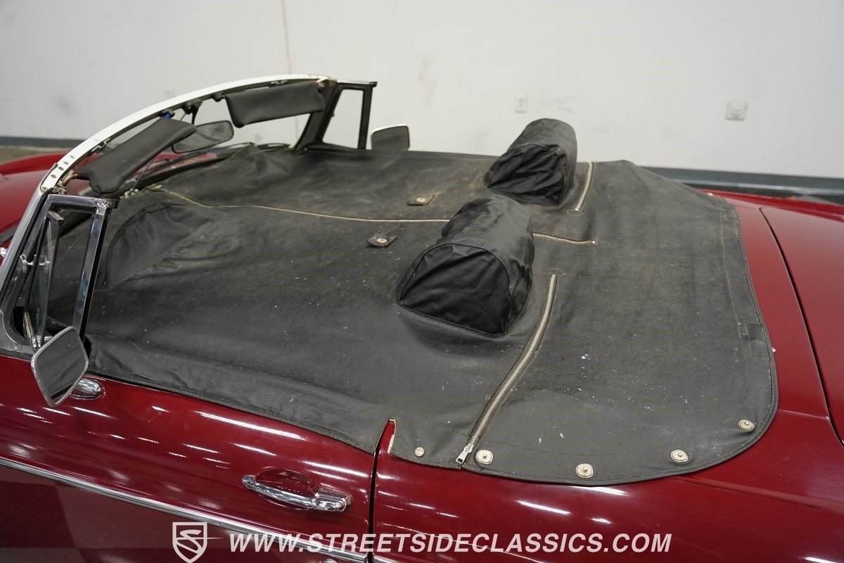 MG-MGB-1976-Roadster-17