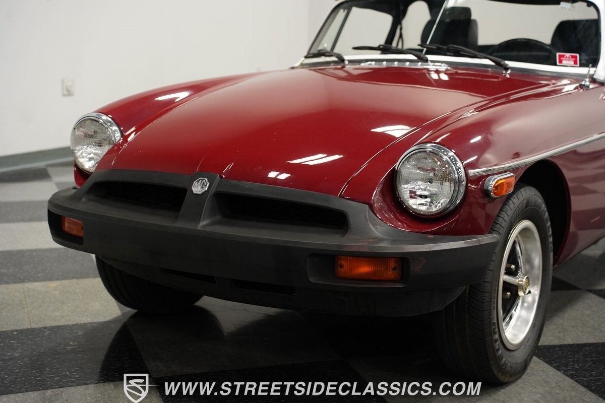 MG-MGB-1976-Roadster-19