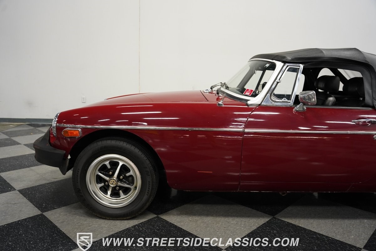 MG-MGB-1976-Roadster-23
