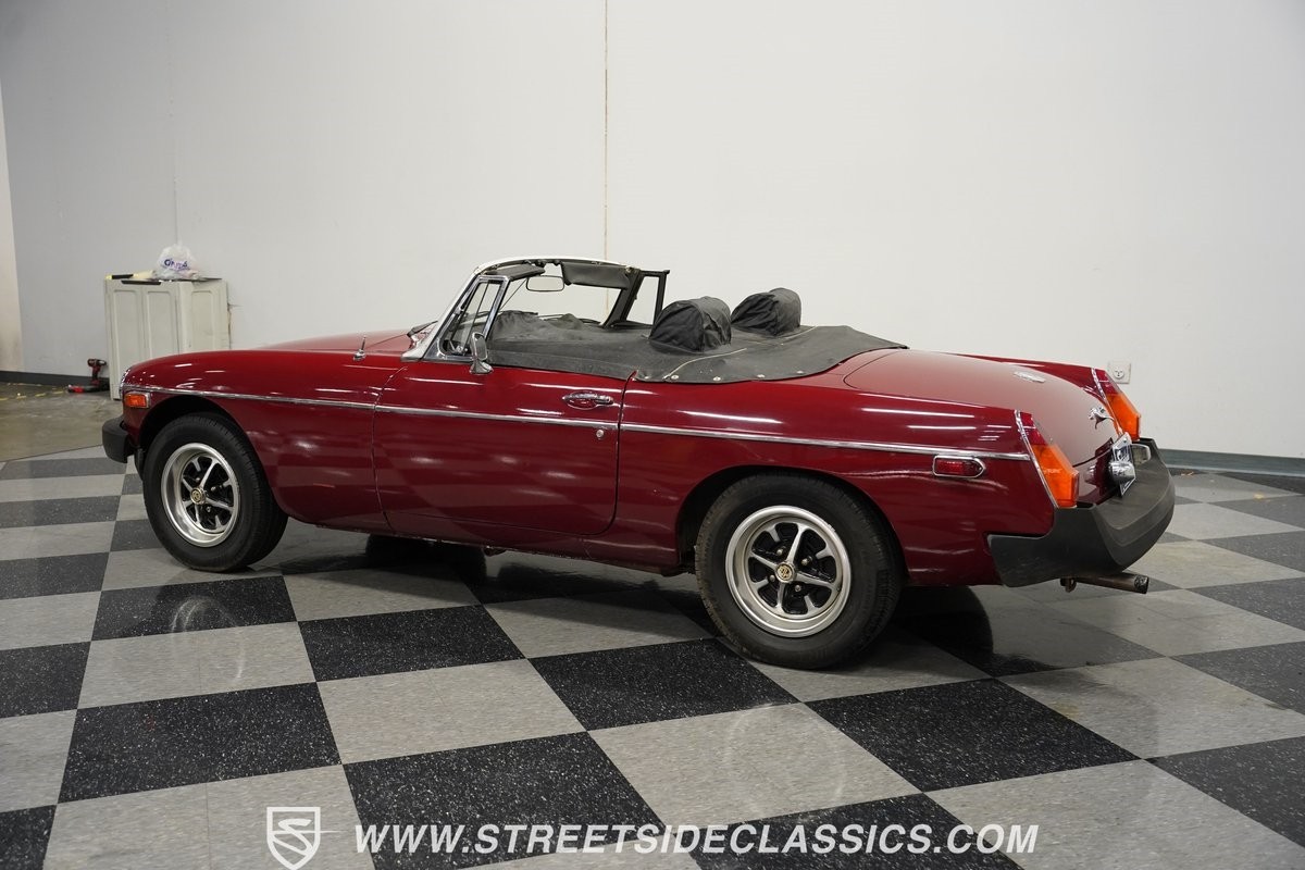 MG-MGB-1976-Roadster-8
