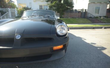 MG-MGB-1979-Convertible-1