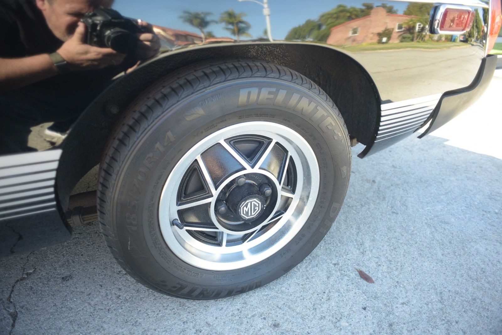 MG-MGB-1979-Convertible-10