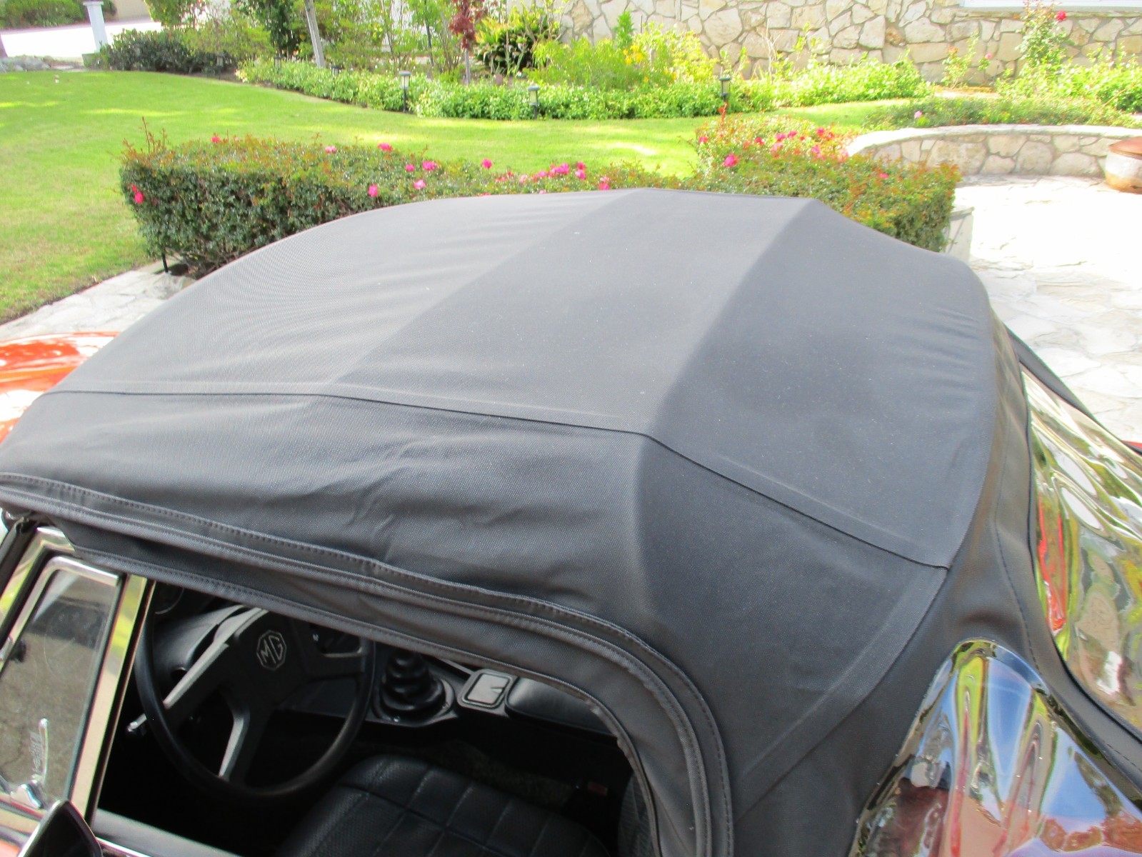 MG-MGB-1979-Convertible-15