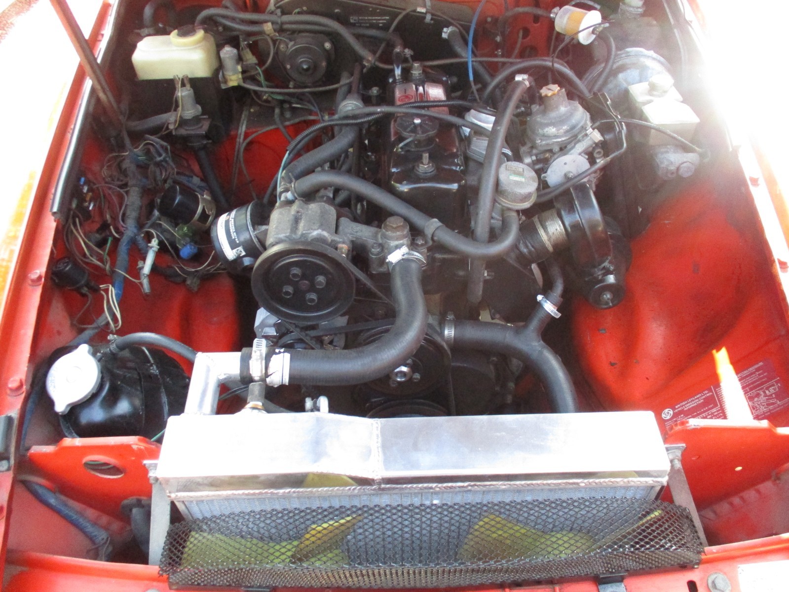 MG-MGB-1979-Convertible-17