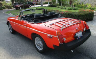 MG-MGB-1979-Convertible-5