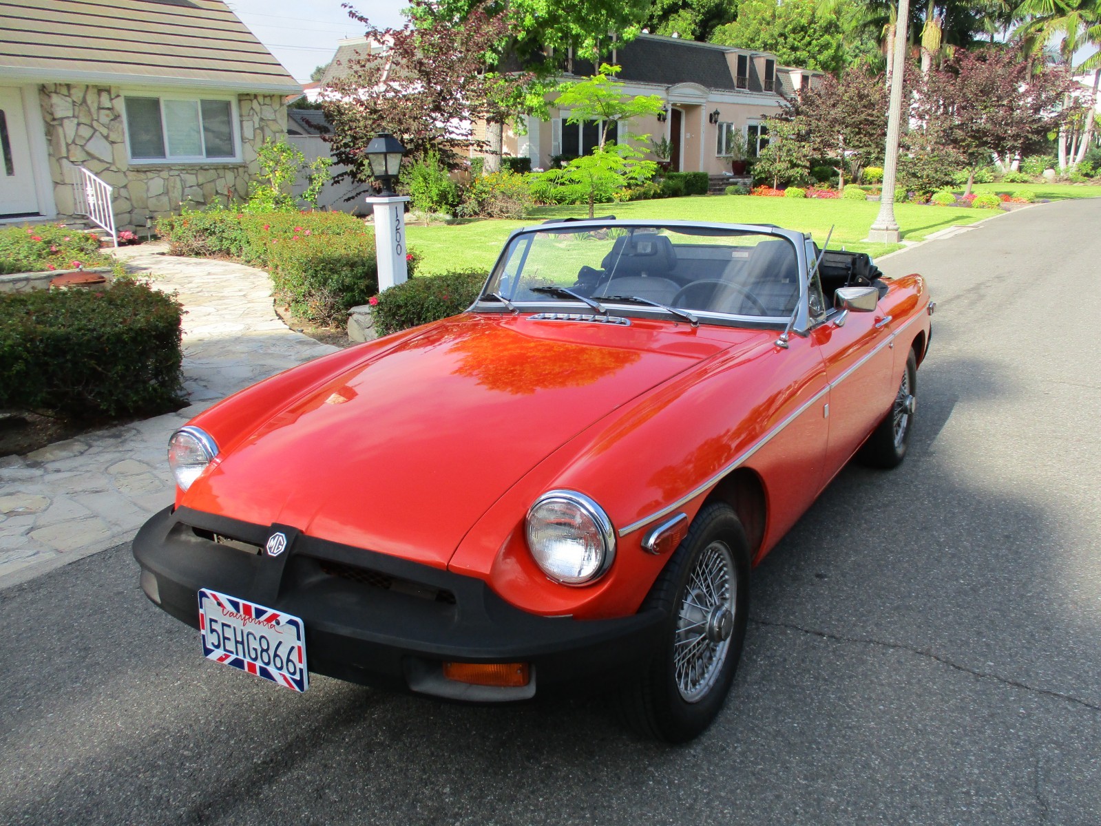MG-MGB-1979-Convertible-6