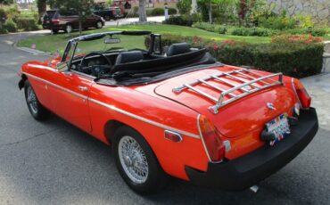MG-MGB-1979-Convertible-8