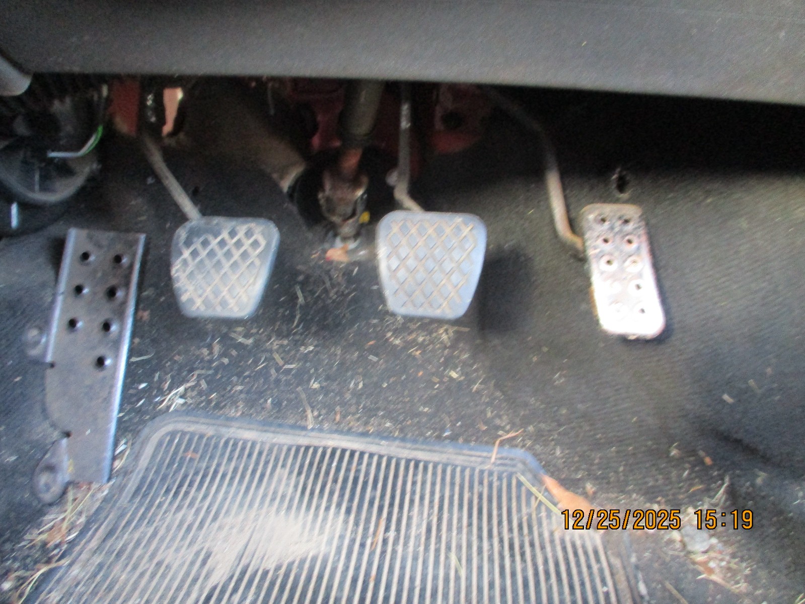 MG-MGB-1980-Convertible-11