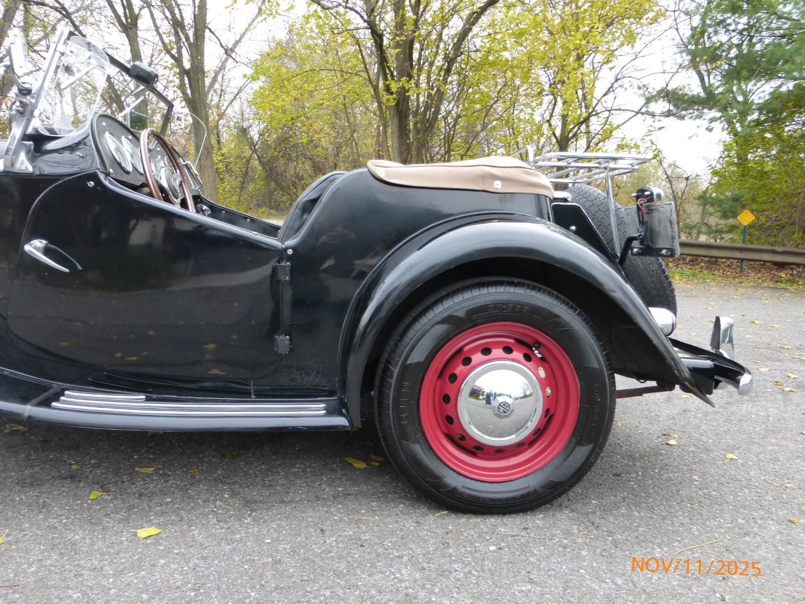 MG-Other-1953-Convertible-7