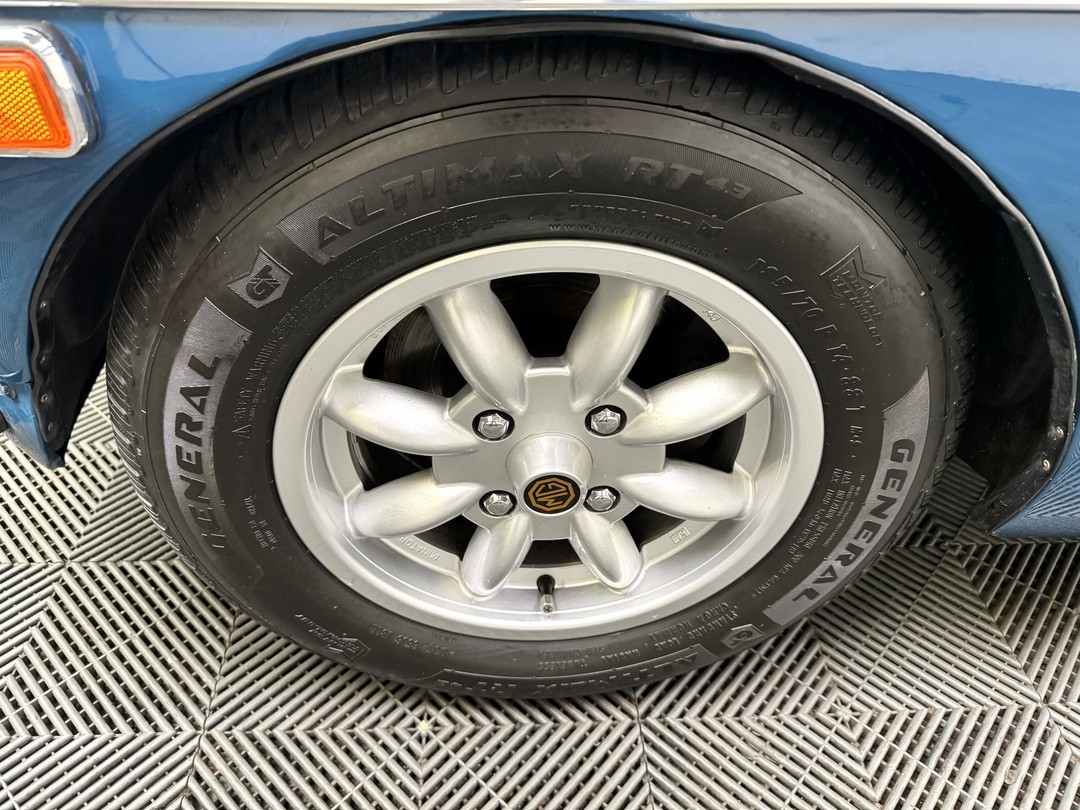 MG-Other-1972-Roadster-23