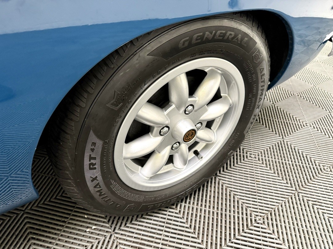 MG-Other-1972-Roadster-24