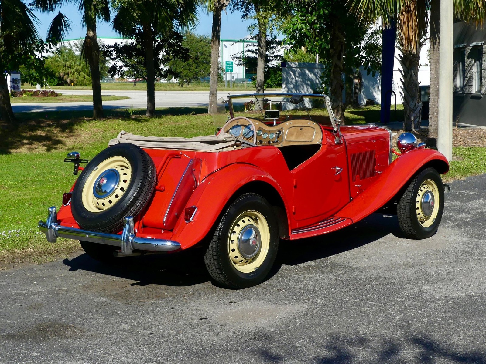 MG-TD-1950-Convertible-19