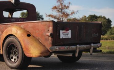 Mack-Rat-Rod-1939-2-Door-30