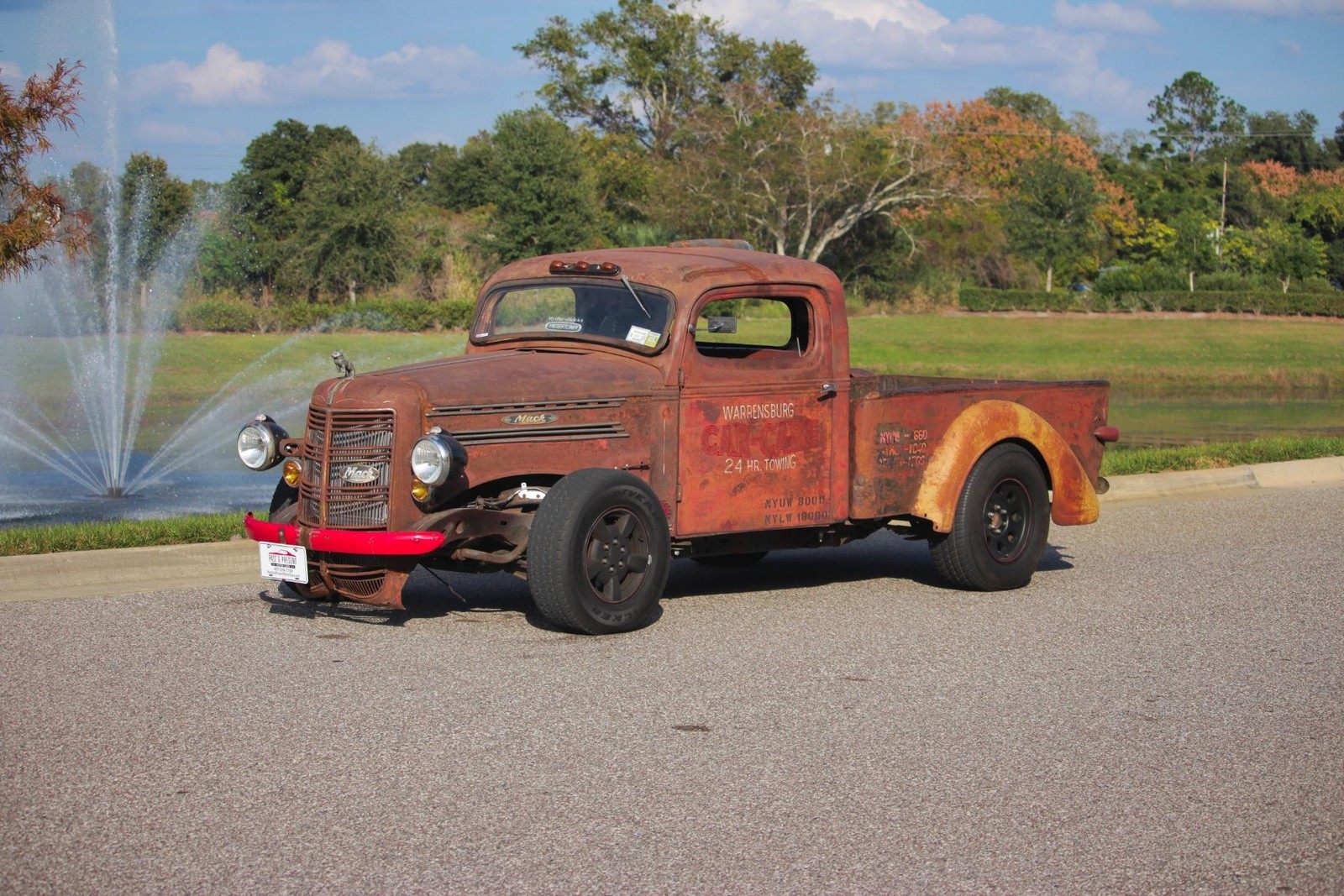 Mack-Rat-Rod-1939-2-Door