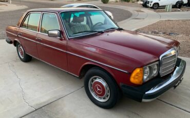 Maercedes-benz-240d-diesel-1977-red-1