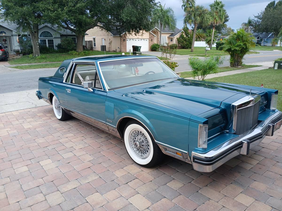 Mark-v1-1983-green-3