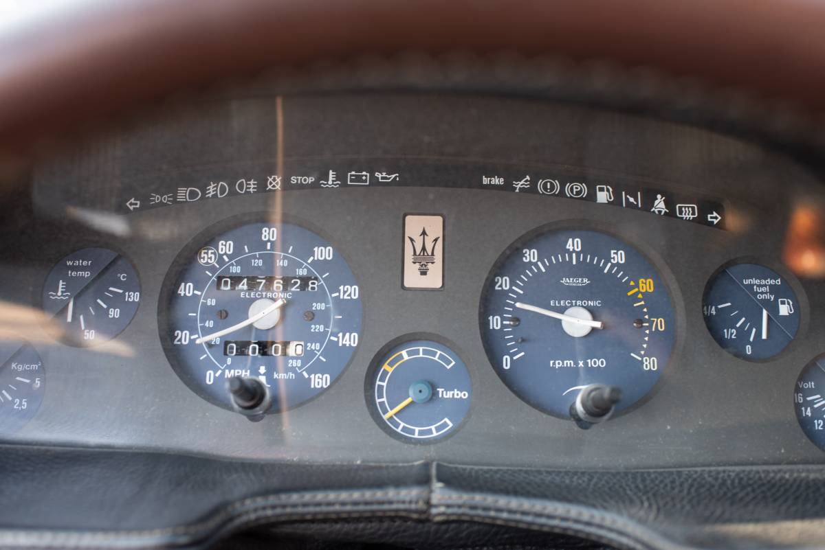 Maserati-430-1989-white-11