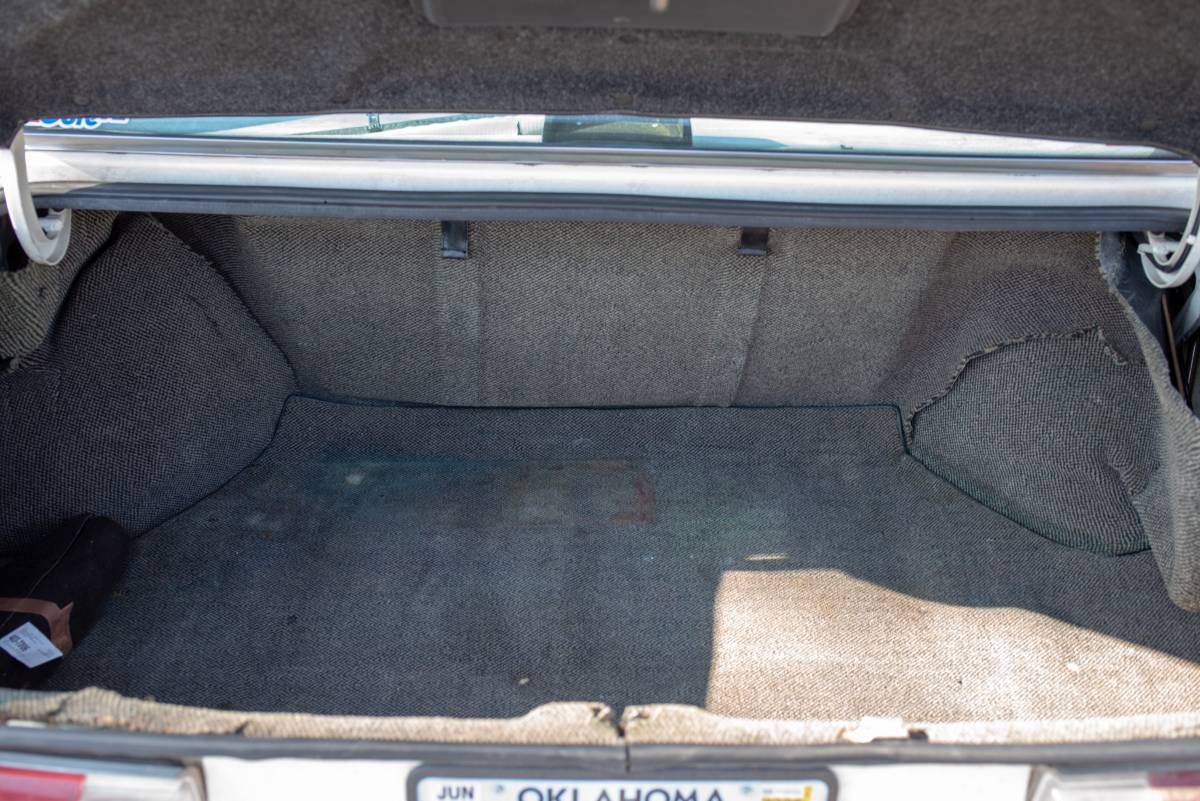 Maserati-430-1989-white-13