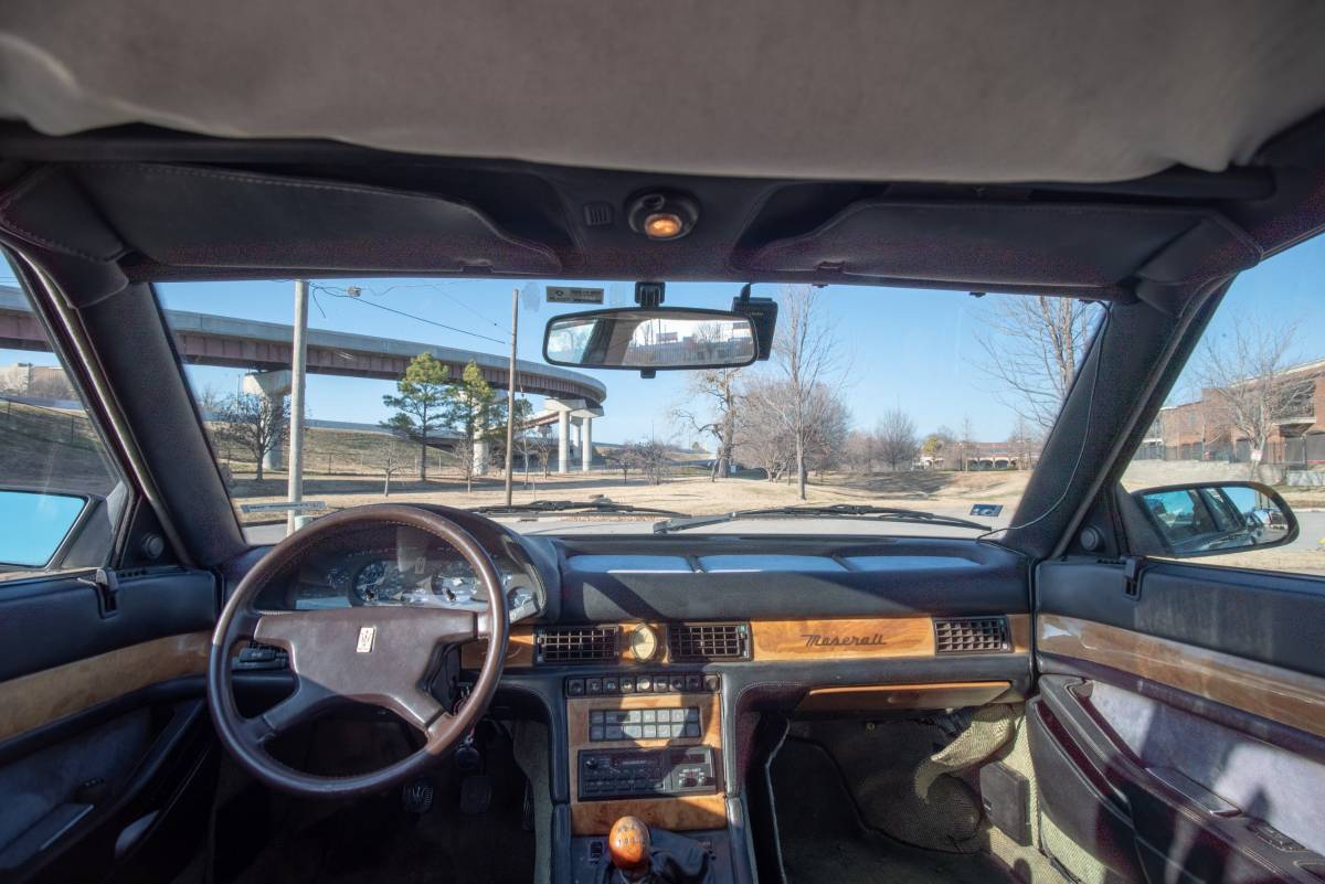 Maserati-430-1989-white-3