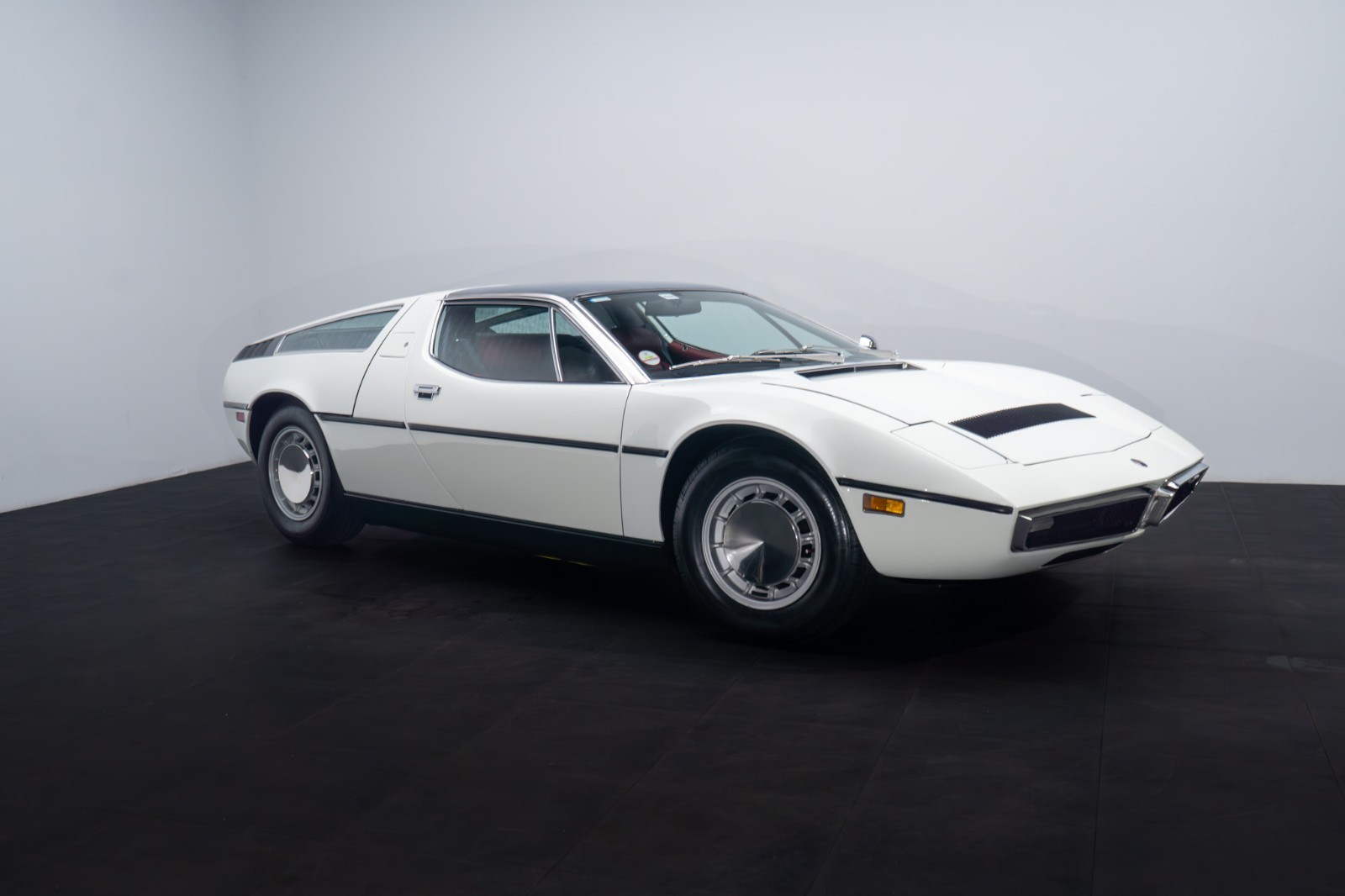 Maserati-Bora-1974-Coupe-14