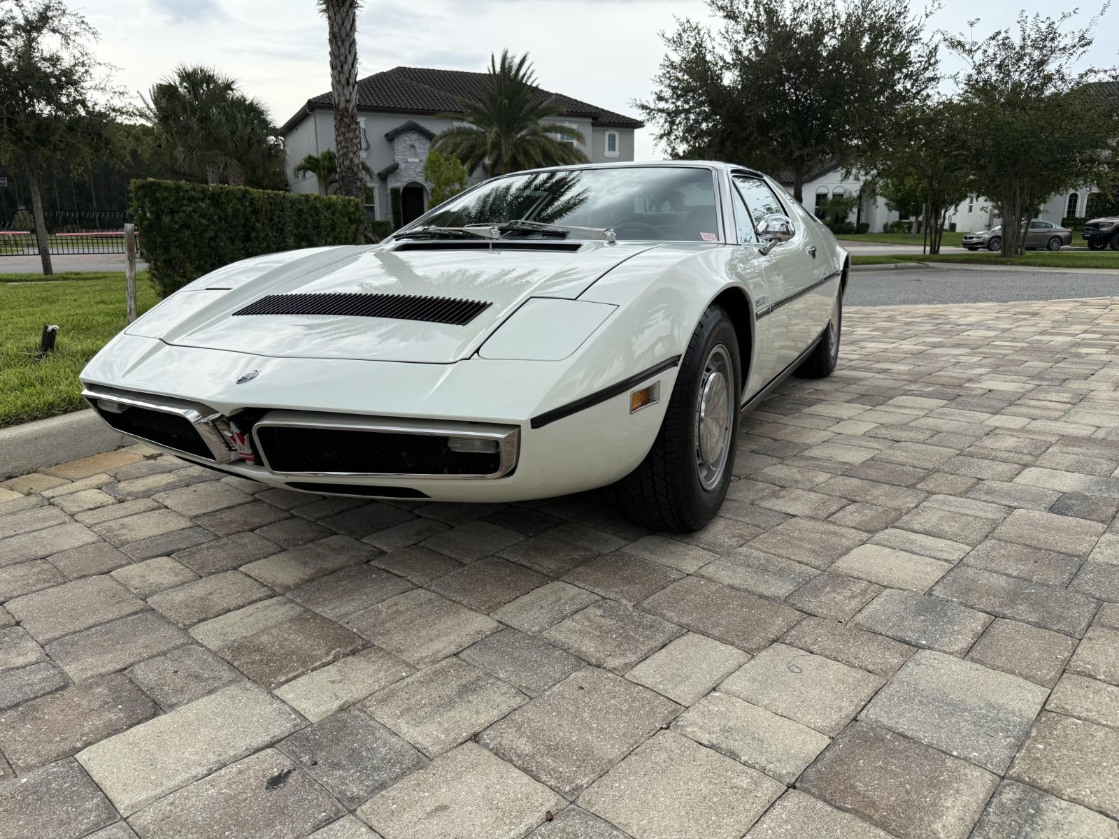 Maserati-Bora-1974-Coupe-2