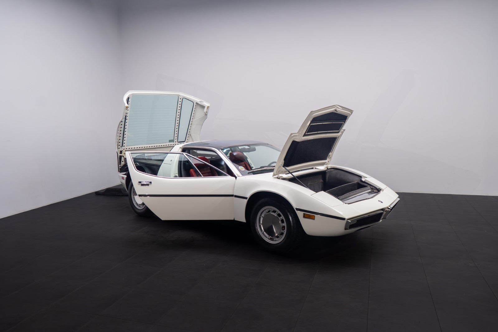 Maserati-Bora-1974-Coupe-21