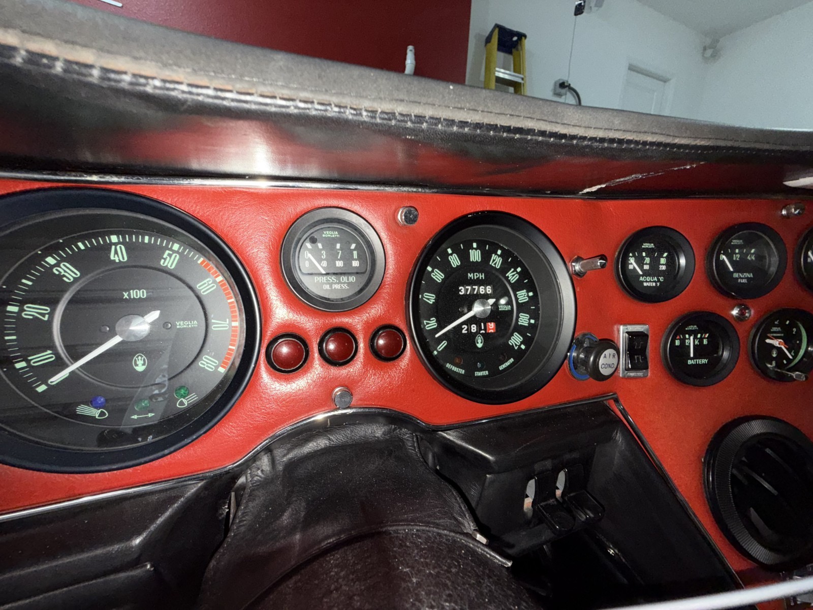 Maserati-Bora-1974-Coupe-37