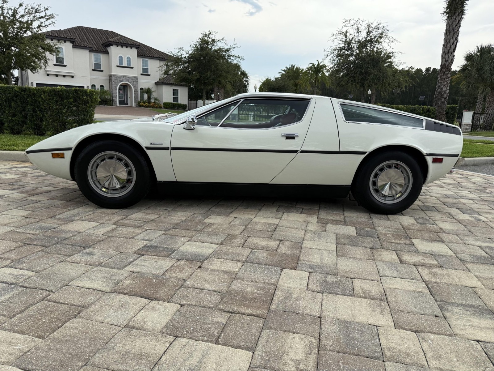 Maserati-Bora-1974-Coupe-4