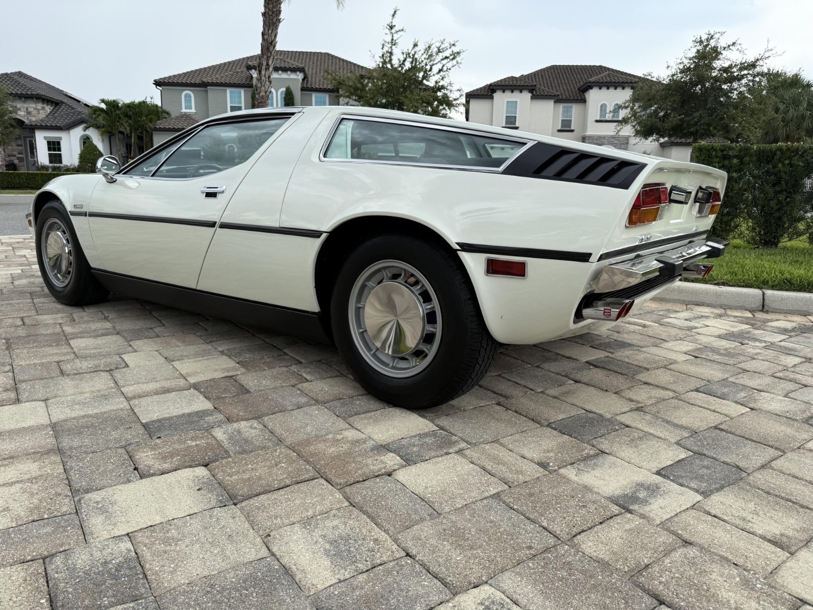 Maserati-Bora-1974-Coupe-8