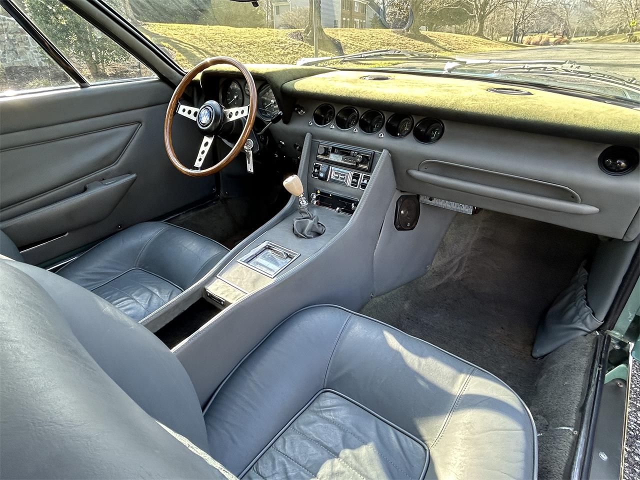 Maserati-Indy-1971-Light-Green-Blue-8