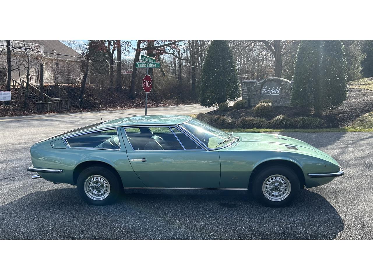 Maserati-Indy-1971-Light-Green-Blue