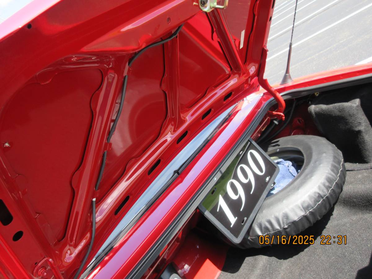 Mazada-miata-mx-5-1990-14