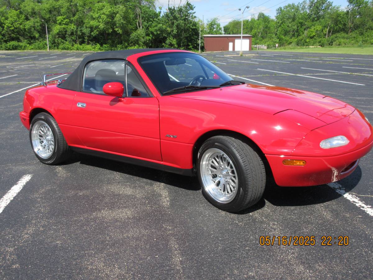 Mazada-miata-mx-5-1990-6
