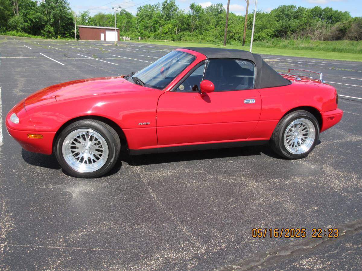 Mazada-miata-mx-5-1990-9