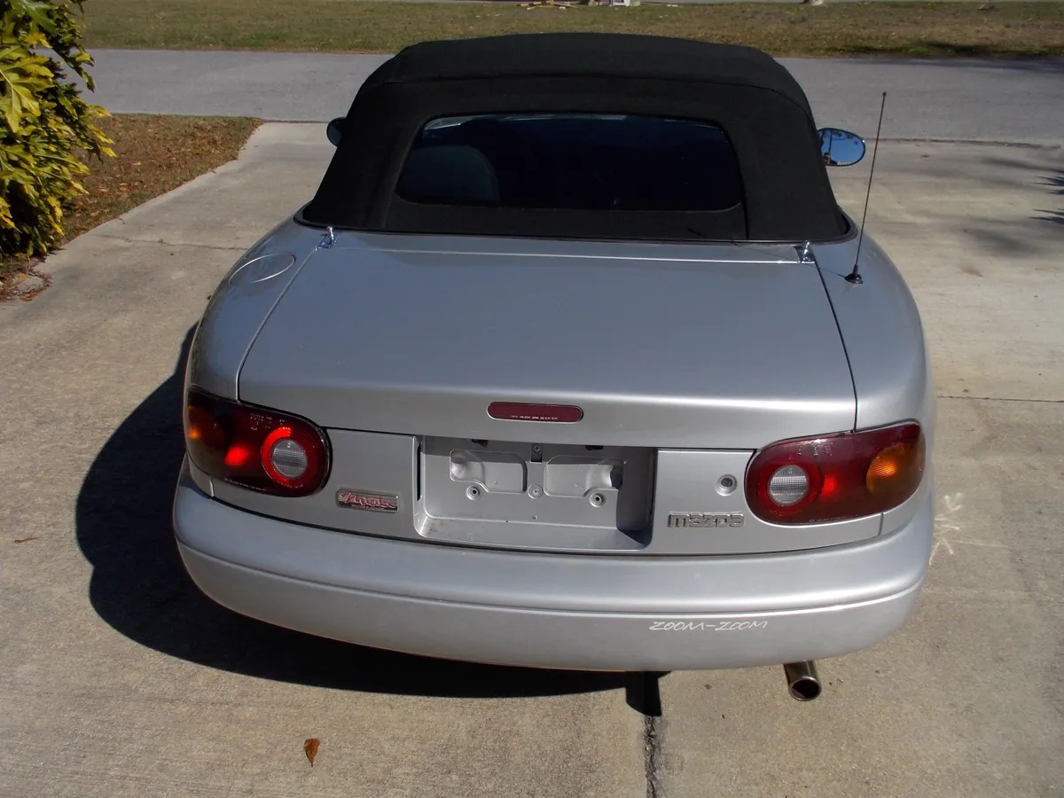 Mazda-Miata-1991-Silver-Black-1
