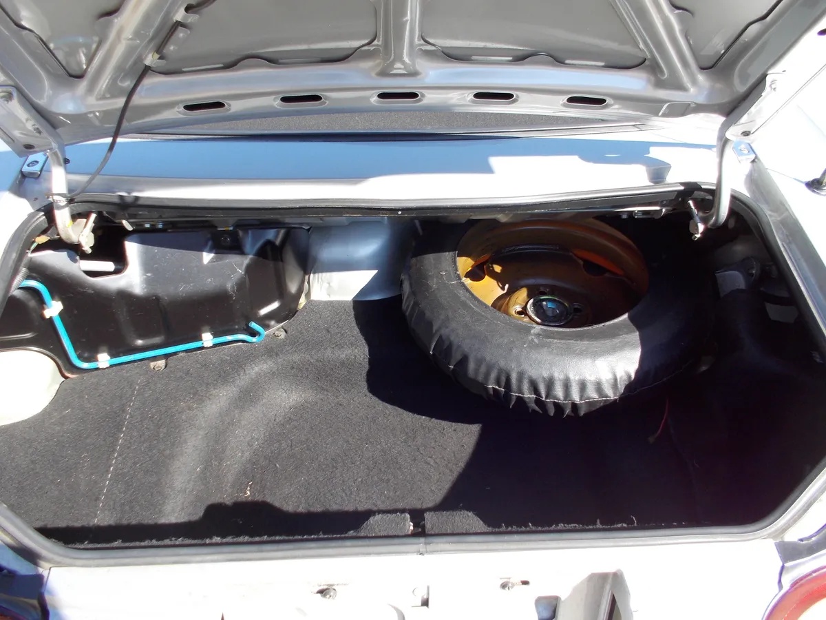 Mazda-Miata-1991-Silver-Black-10