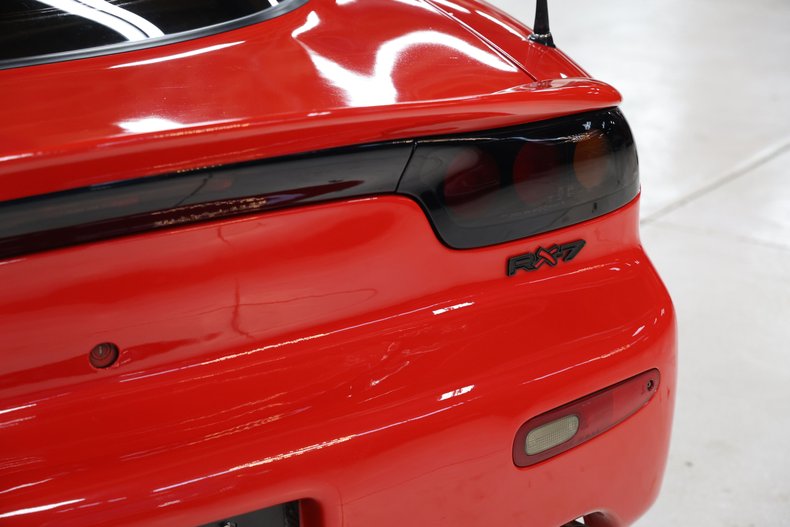Mazda-Rx-7-1993-Red-Black-41