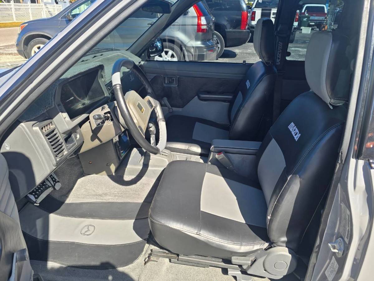 Mazda-b-series-1990-1